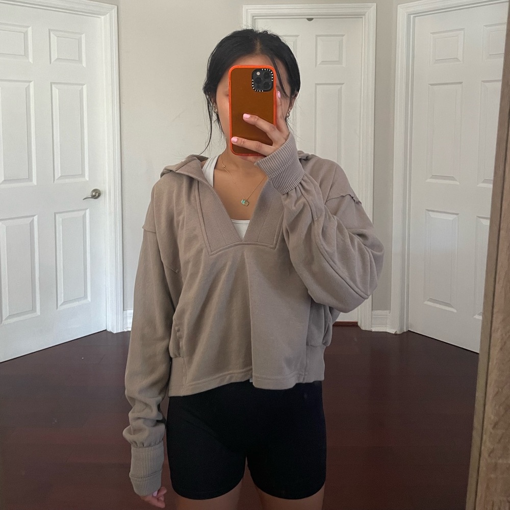 Forever 21 v Neck hoodie